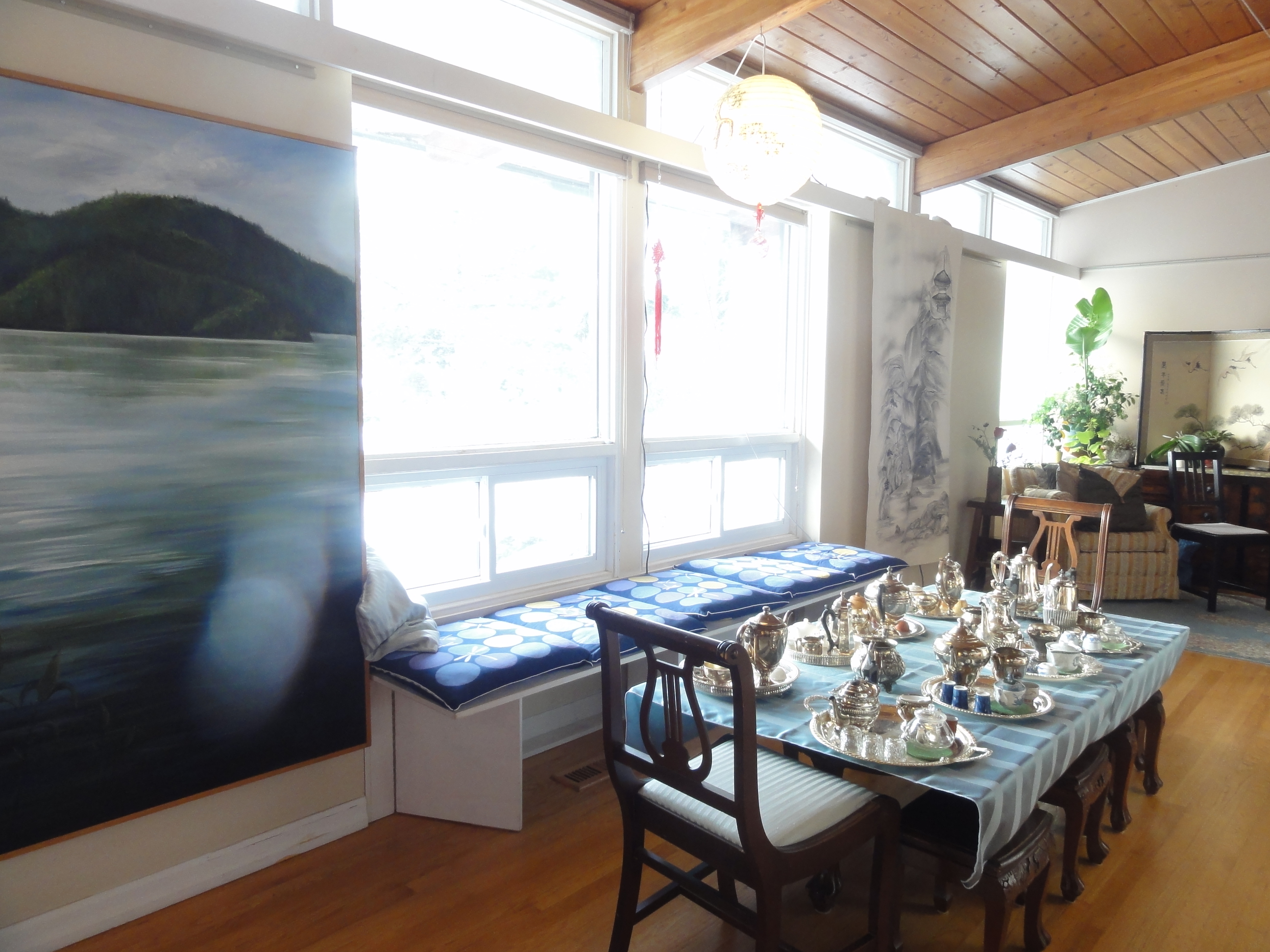 Japanese style tea Room at Camellia Teas in Ottawa, Ontario Camellia